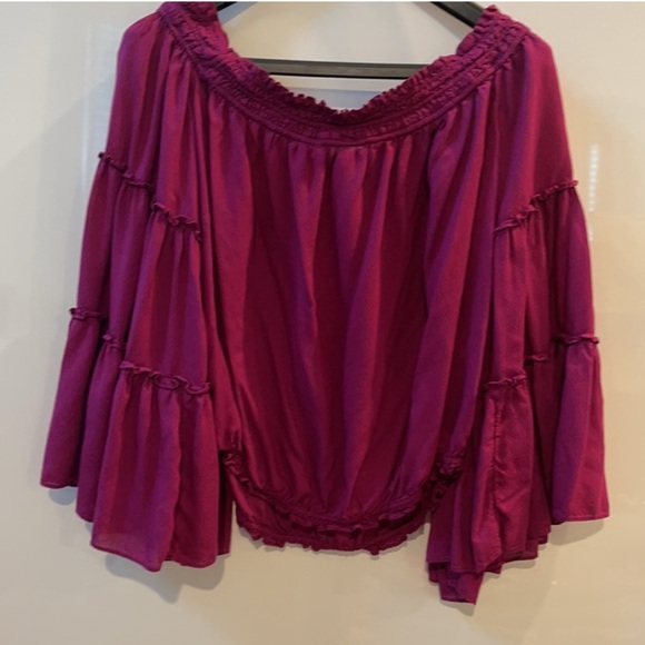 FREE PEOPLE Boho Crop Free Spirit Off Shoulder Belle Sleeve Blouse Size L - Picture 3 of 6